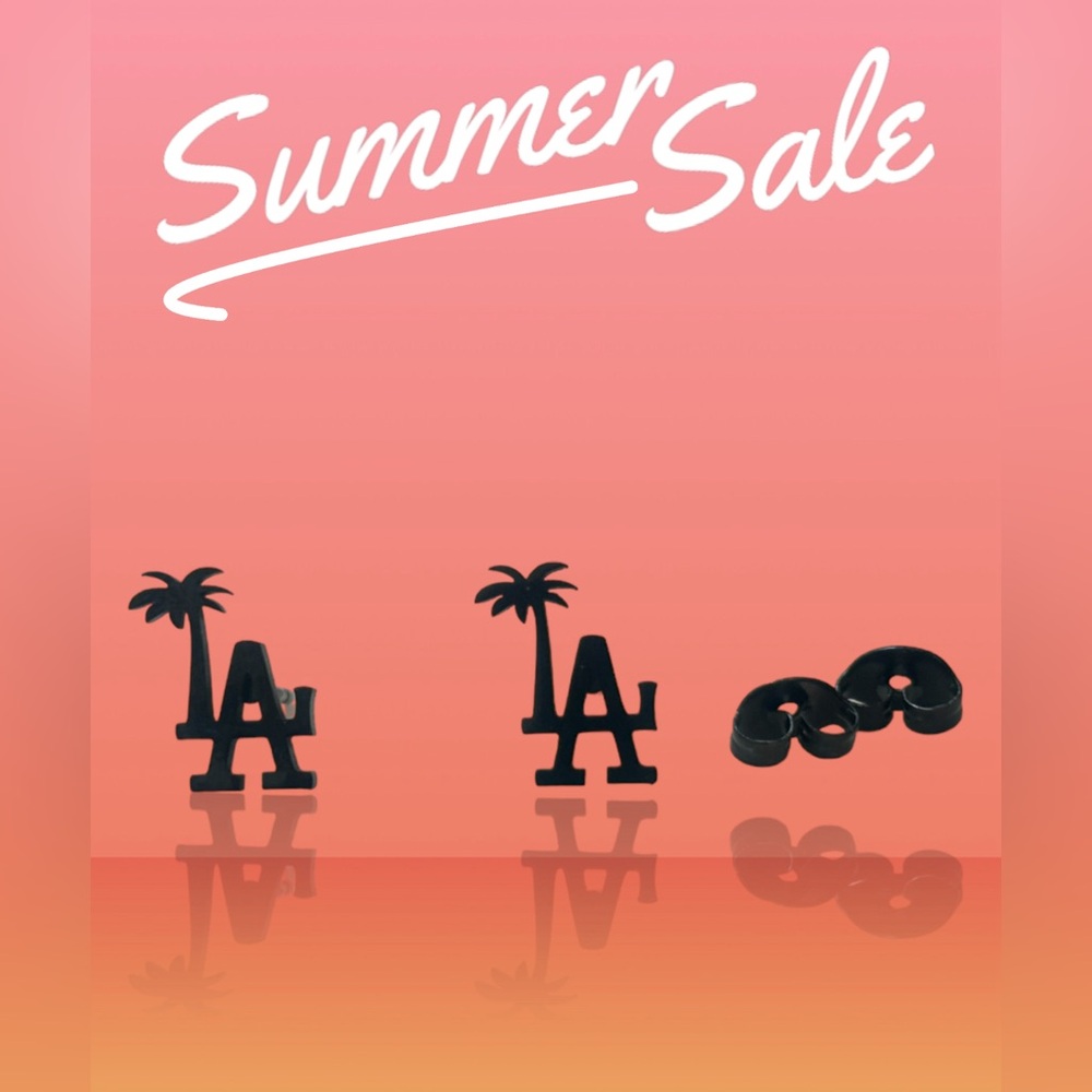 Los Angeles Dodgers Palm Tree stud earrings